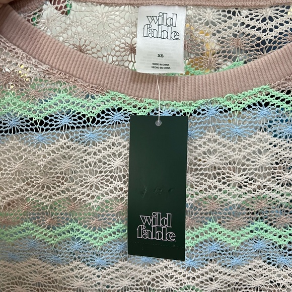 Sweet Minty Crocheted Top - Picture 4 of 6